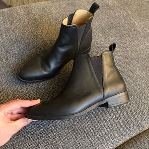 Nisolo Black Leather Ankle Boots